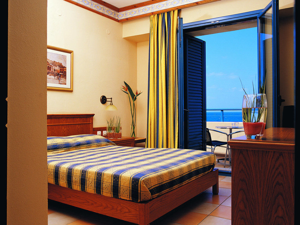 Castello Village Resort Sissi Dış mekan fotoğraf
