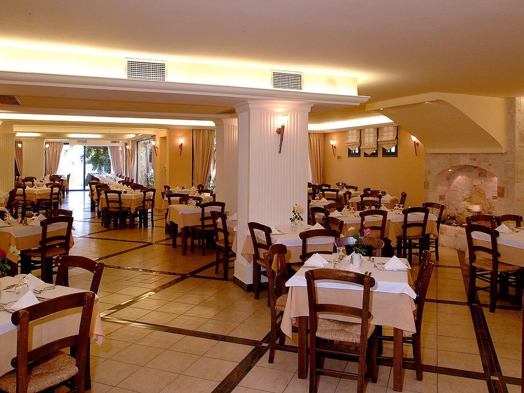Castello Village Resort Sissi Dış mekan fotoğraf
